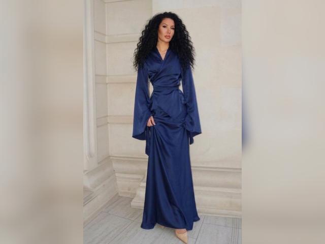 Why not cam2cam with NoirEmpress333: Outfits