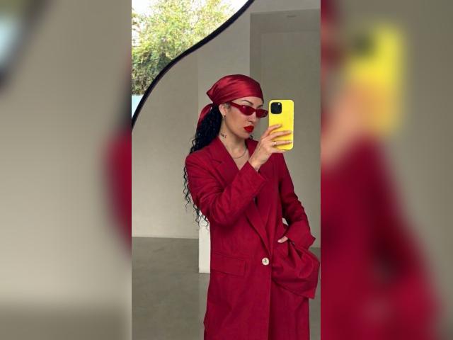 Adult chat with NoirEmpress333: Nails