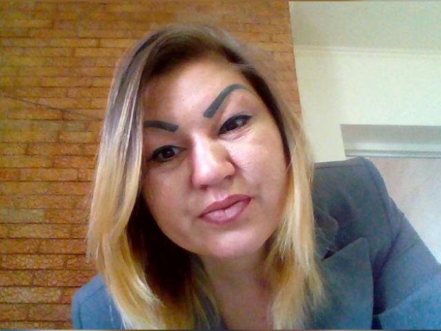 Why not cam2cam with NayaVibe: Travel