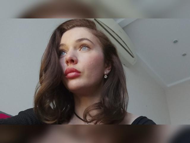 Welcome to cammodel profile for Cuddliesa: Lingerie & stockings