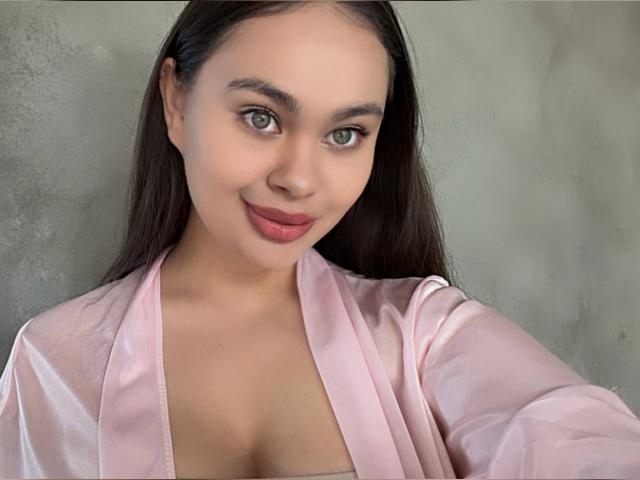 Why not cam2cam with CuteBaby: Outdoor Activities