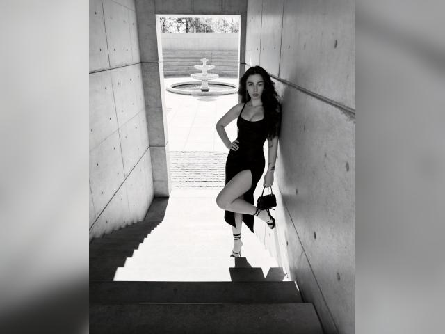 Why not cam2cam with SweetCherryy: Glasses