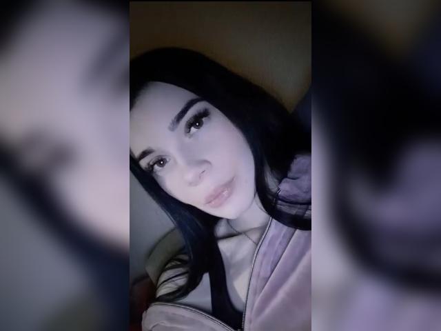 Why not cam2cam with LunaAdika777: Piercings & tattoos