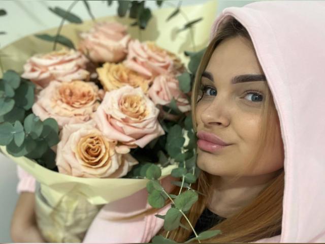 Welcome to cammodel profile for RitaMazhorka: Sports