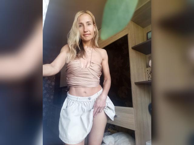 Why not cam2cam with NataliNice