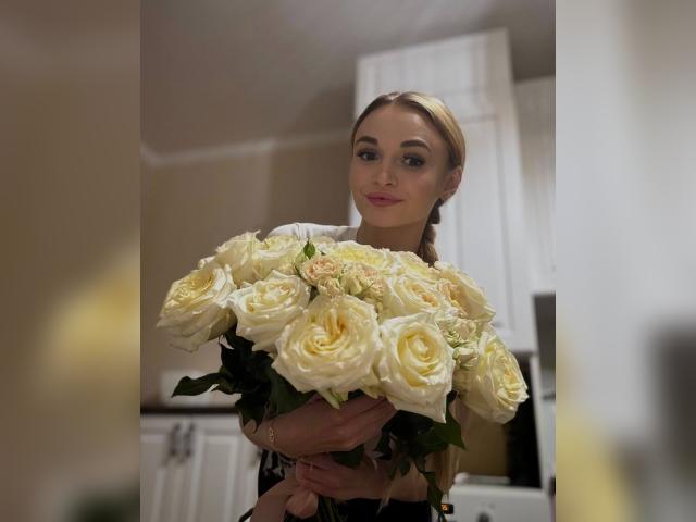 Why not cam2cam with MilaLux: Piercings & tattoos