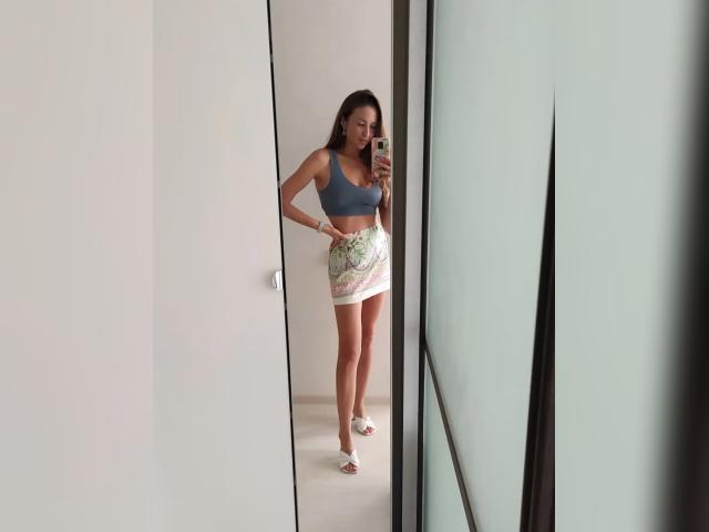 Welcome to cammodel profile for HeyLana: Travel