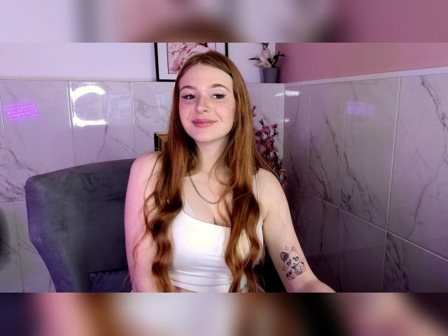 Adult chat with RinKittyy: Nails