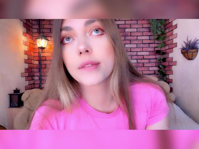 Welcome to cammodel profile for EvaStarXXXX: Lingerie & stockings