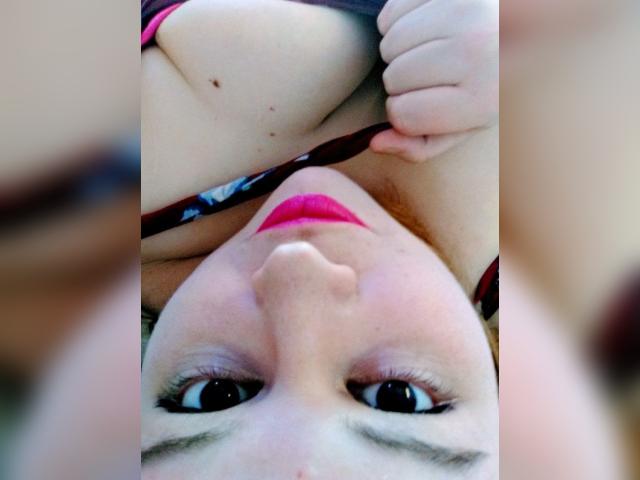 Adult webcam chat with AmberleyVail: Outfits