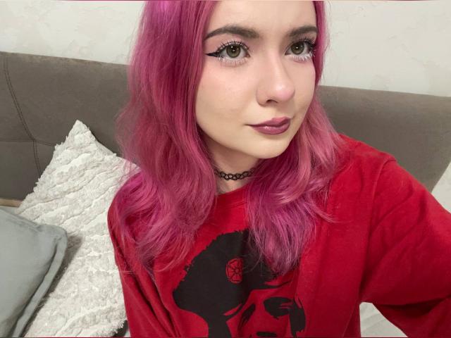 Why not cam2cam with RoxySun: Glasses