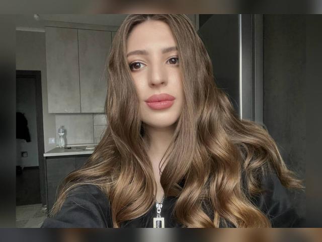Adult webcam chat with AnnHoneyyy: Nails