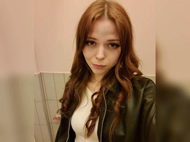 Why not cam2cam with AriaBelisse: Exercise