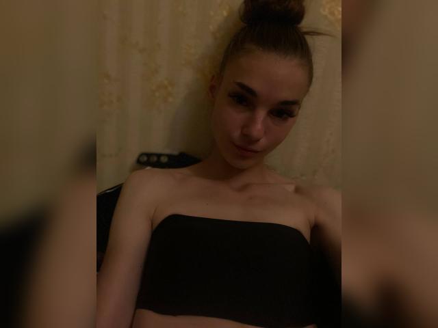 Adult chat with MelodyHeard