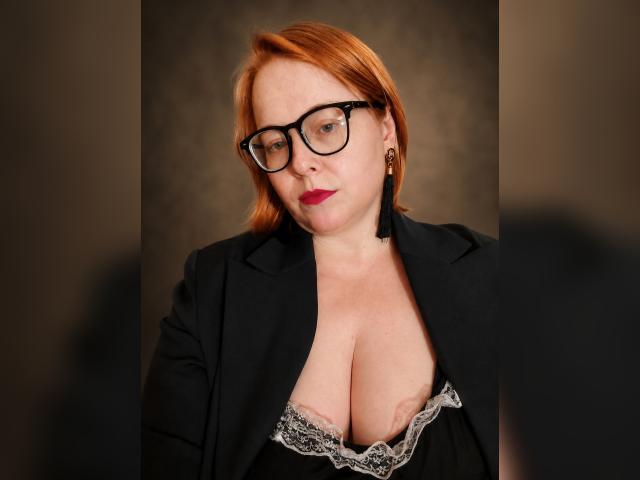 Watch cammodel RedFoxMarta: Travel