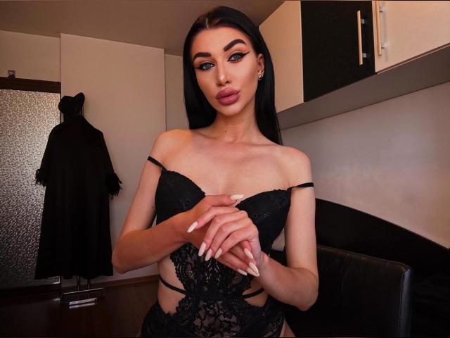 Welcome to cammodel profile for GoddessBlaze: Latex & rubber