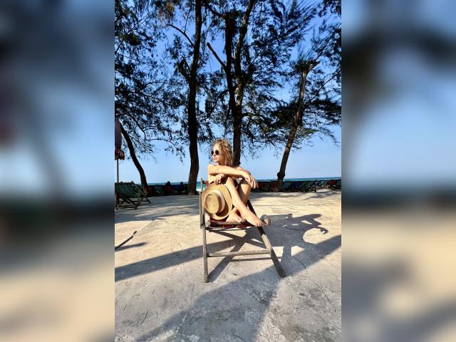 Adult chat with Elymoon: Outdoor Activities