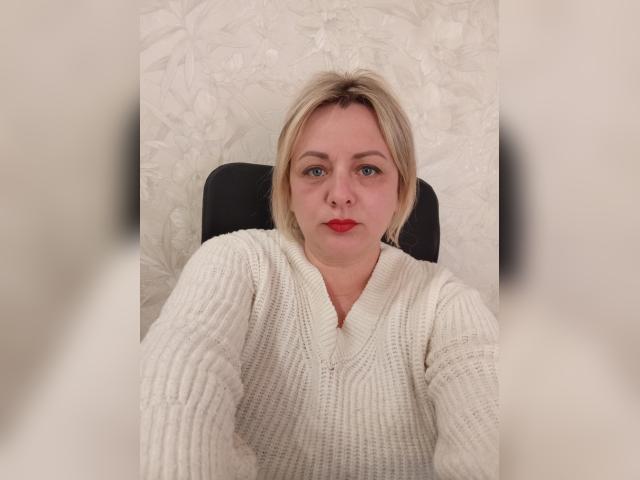 Welcome to cammodel profile for MisssLina: Legs, feet & shoes