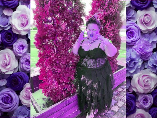 Explore your dreams with webcam model LadyNux: Cosplay