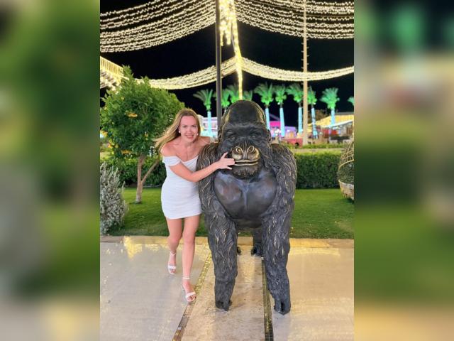 Why not cam2cam with energyYou: Travel