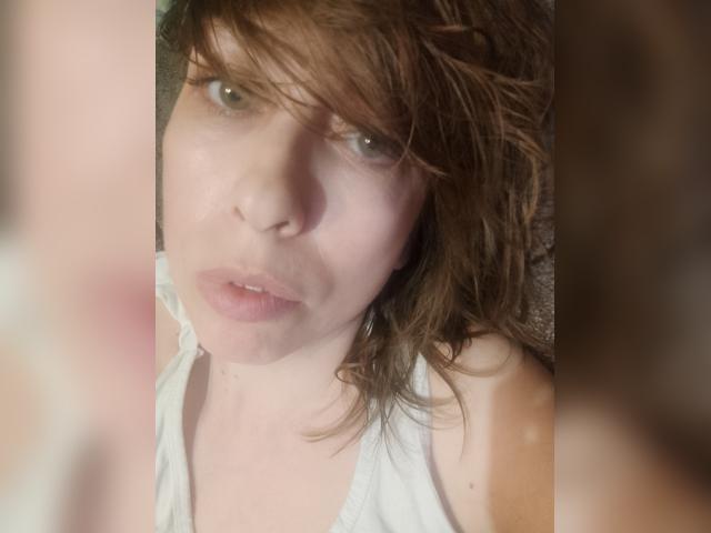 Adult chat with VORONAMOON: Movies/Cinema