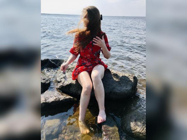 Why not cam2cam with KassandraWilli: Humor