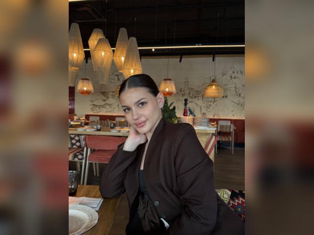 Adult chat with Chlloeee: Cooking
