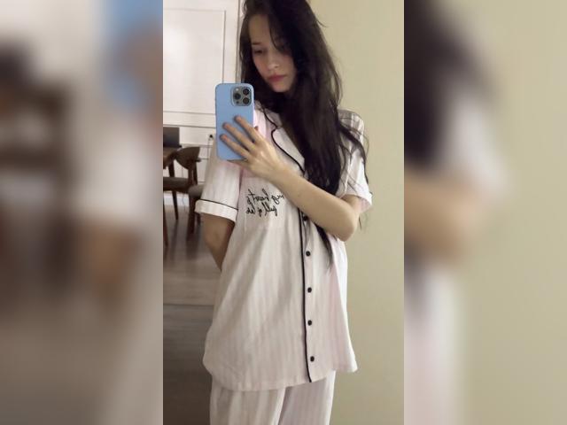 Welcome to cammodel profile for SoftCherry4225: Fitness