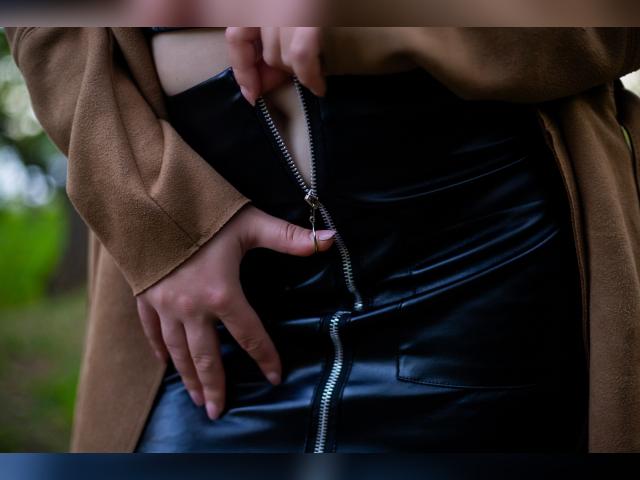 Adult chat with MarylinTaylor: Legs, feet & shoes