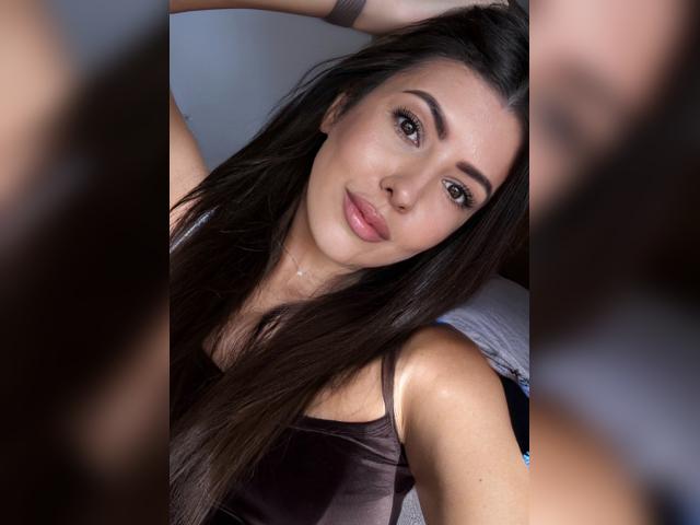 Find your cam match with MissFlirtyKiss: Ask about my Hobbies