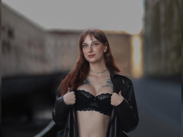 Welcome to cammodel profile for MilaMiles: Latex & rubber