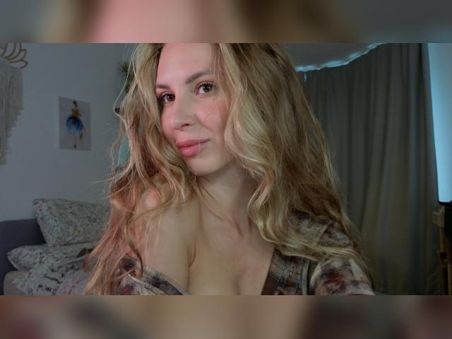 Welcome to cammodel profile for Sp1cyme: Legs, feet & shoes