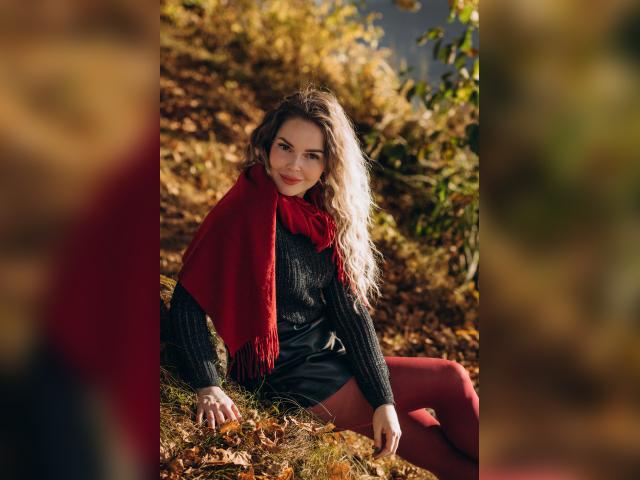 Welcome to cammodel profile for LunaVell: Lingerie & stockings