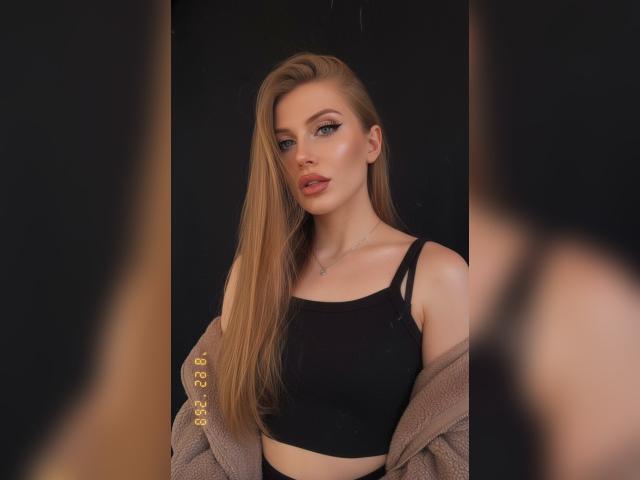 Welcome to cammodel profile for JinnaGreat: Lingerie & stockings
