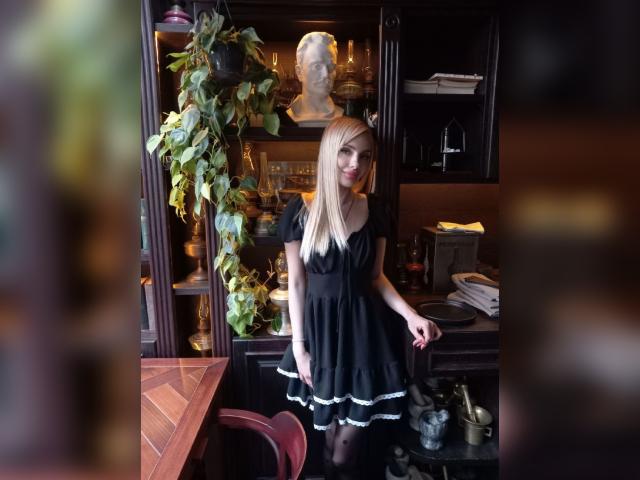 Welcome to cammodel profile for MargoLin8643: Smoking