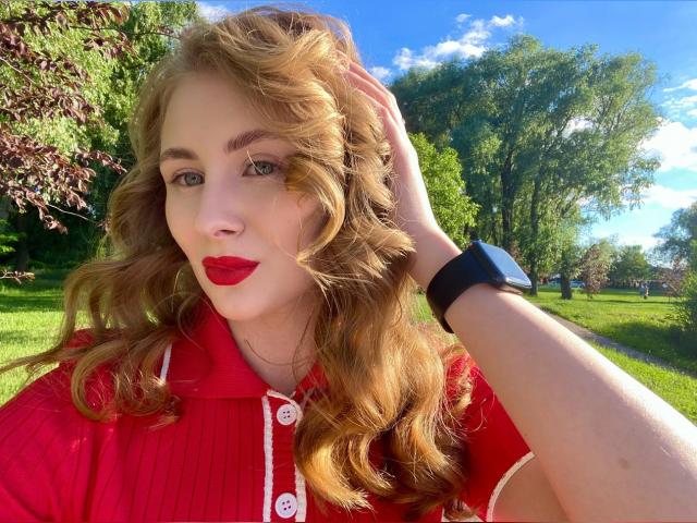 Adult chat with LadyRed1919