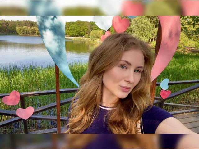 Welcome to cammodel profile for LadyRed1919