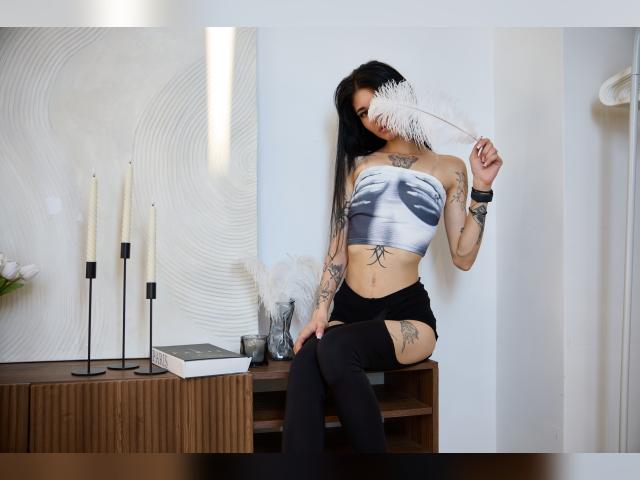 Welcome to cammodel profile for ValerieCherry: Lingerie & stockings