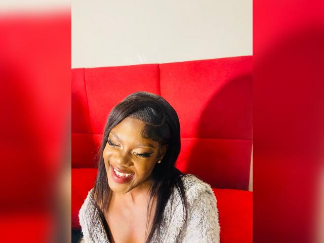 Why not cam2cam with Nawtynina: Kissing