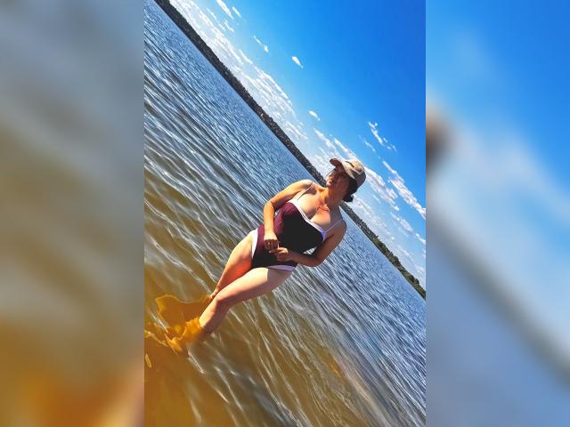Welcome to cammodel profile for HotBaby97: Fitness