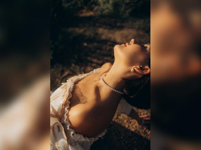 Welcome to cammodel profile for Nayanoir
