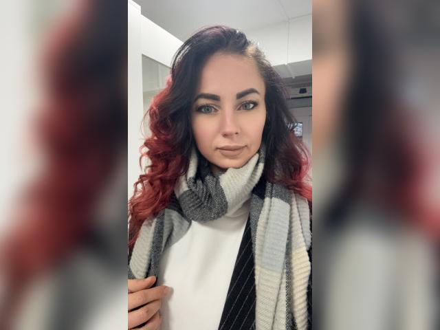 Adult webcam chat with Mariy: Ask about my other interests