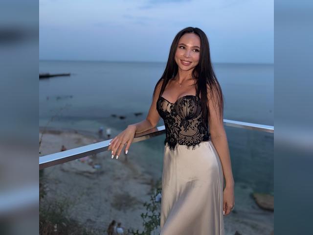 Why not cam2cam with Beatifulrosa3: Travel