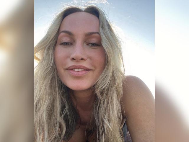 Adult webcam chat with Alicia3: Sports