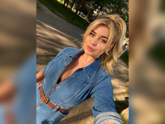 Why not cam2cam with Liliya133256