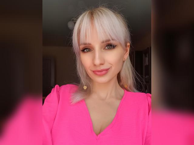Explore your dreams with webcam model Eliza69: Toys
