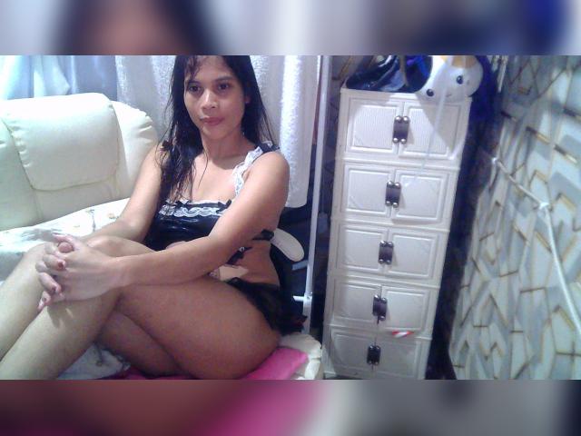 Adult chat with cuttiehottie: Sucking