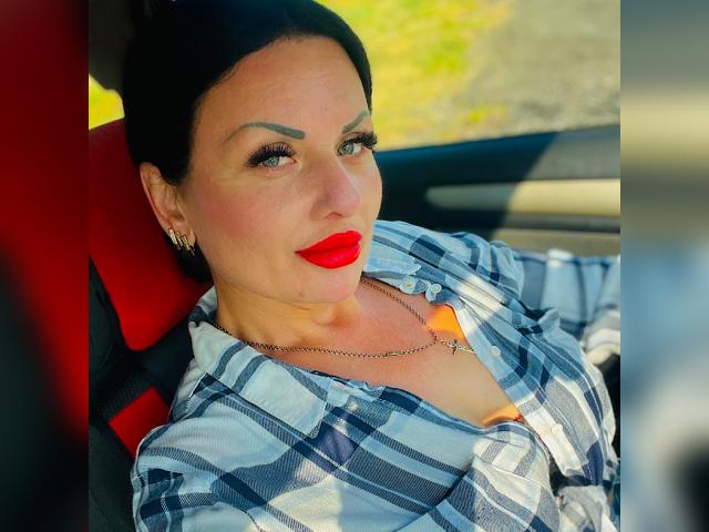 Welcome to cammodel profile for Passionlady77: Cooking