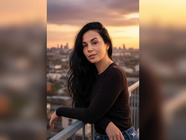 Connect with webcam model JaguarPeggy: Piercings & tattoos