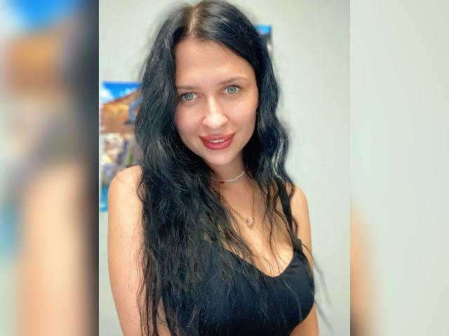 Adult chat with 212MissAurora: Lingerie & stockings